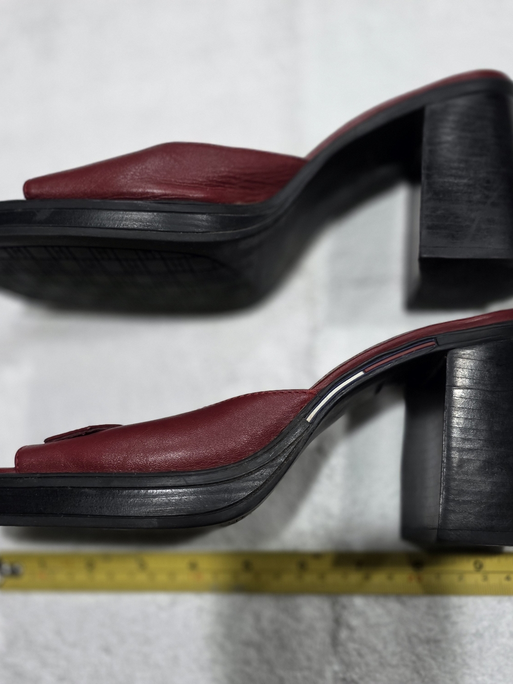 1990s Y2K Tommy Hilfiger Open Toe Sandal Slides Burgandy Red 8.5 - Picture 5 of 6